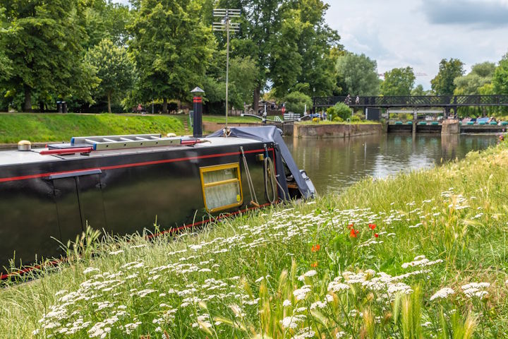 Residential boat on the River Cam